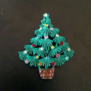 Christmas Tree Metal Pin with Multicolored Rhinestones